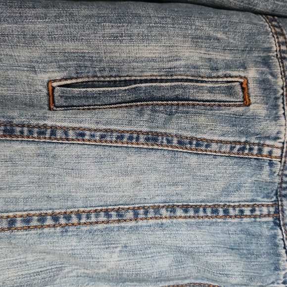 Talbots, Woman's, Sz SP, Soft Denim Jacket, 2 Pockets, Waist Adjusts - Picture 5 of 9